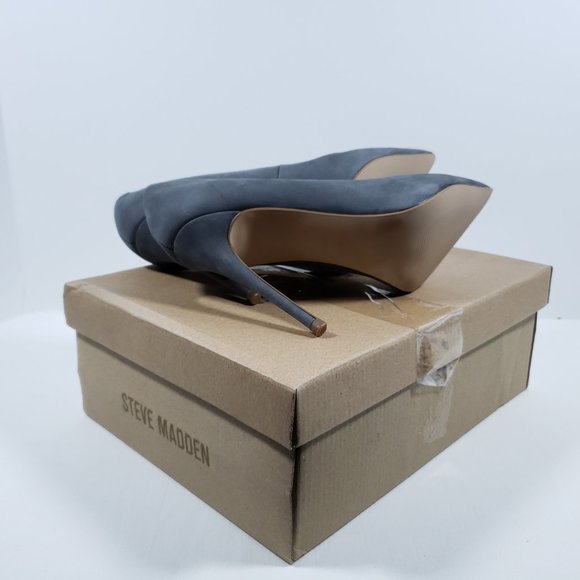 Steve Madden Daisie Mid Heel Pump - Gray 6.5M - Picture 3 of 4